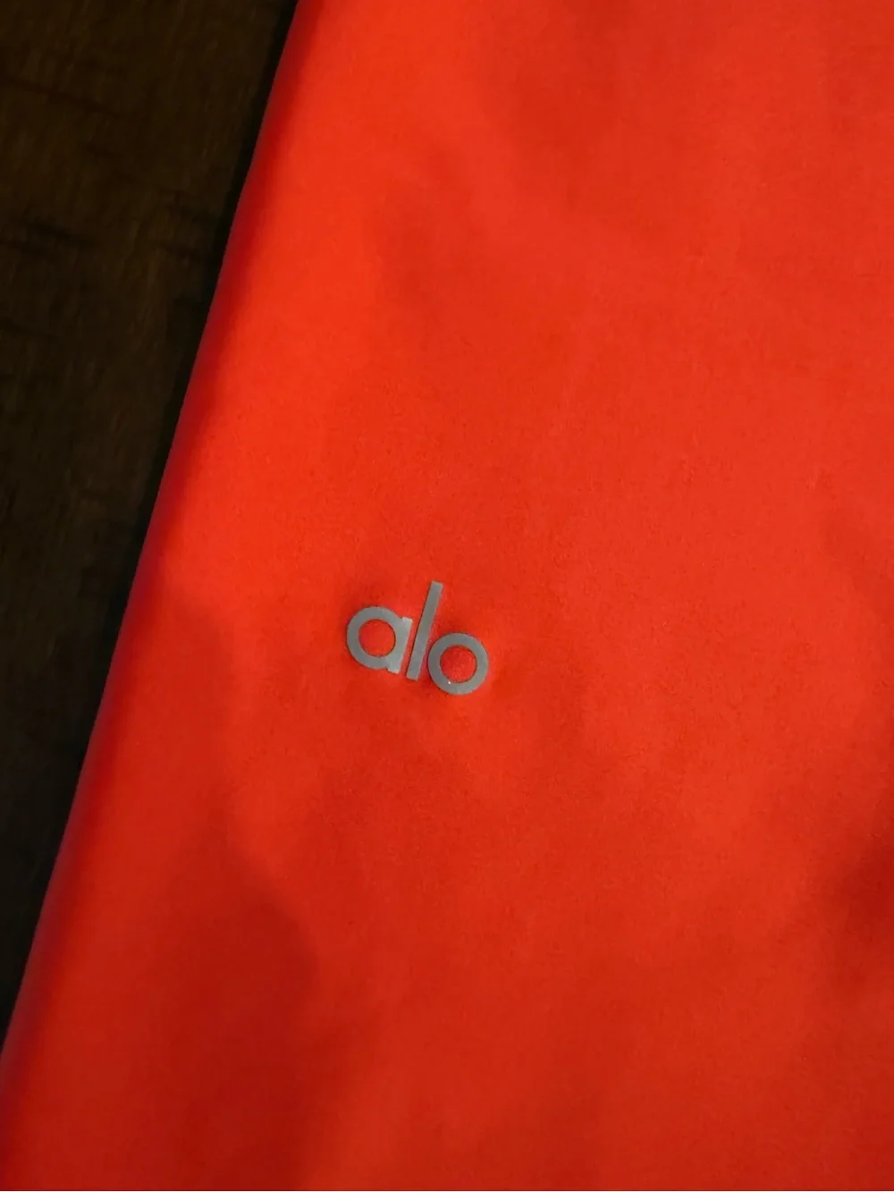 ALO Yoga Bright Coral 7/8 Airlift Leggings